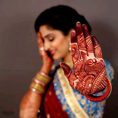 Premium Bridal Mehndi Artwork