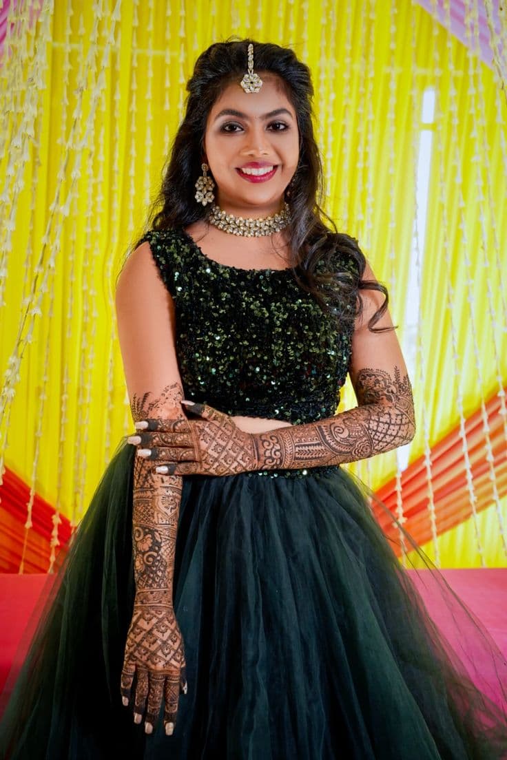 Beautiful Bridal Mehndi Design 12